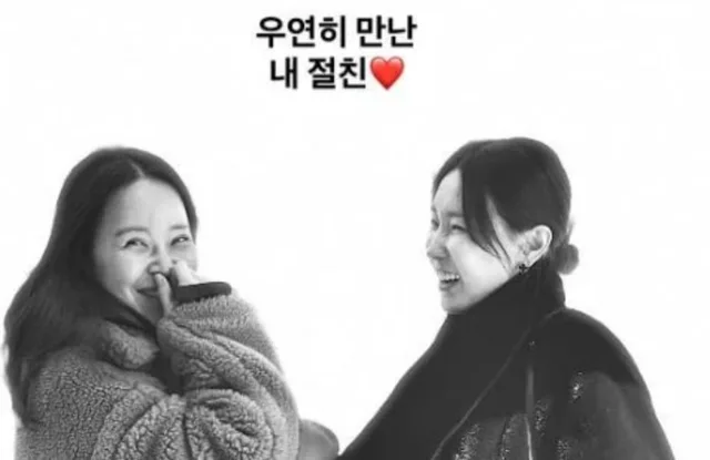 มิตรภาพสุดอบอุ่นของ Baek Ji Young และ Lee Ji Hye ❤️