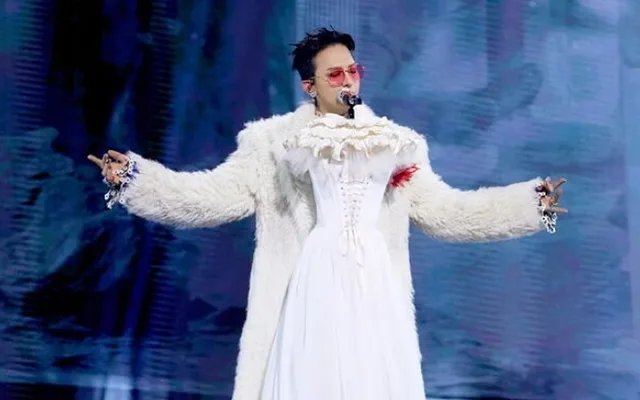 G-Dragon สร้างความประทับใจที่ปารีสในงานการกุศล! 🎉