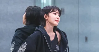 Sakura จัดหนัก! สอนท่าเต้น พร้อมแซวความสวยของเพื่อนร่วมทีม 😱