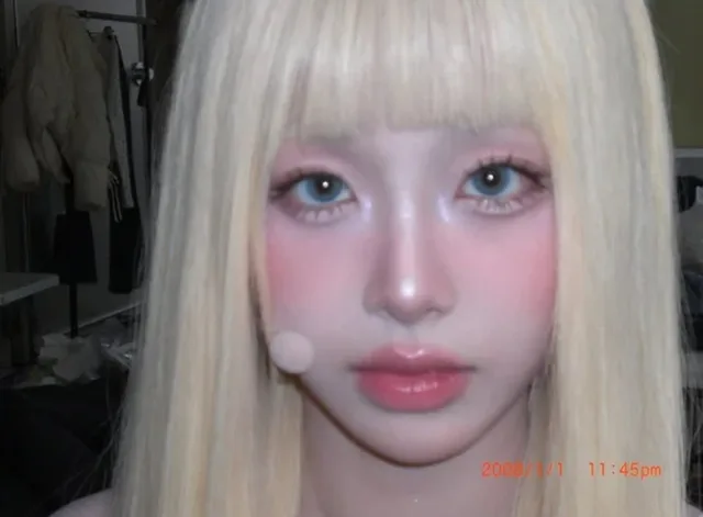 Chuu สวยสะดุดตาในลุคบลอนด์เหมือนตุ๊กตา! 😍
