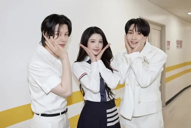 Heechul และ Leeteuk จับมือ A-na สร้างกลุ่ม ‘83z’ น่ารักสุดๆ! 🌸