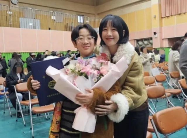 Byul น้ำตาแตก! ลูกชายจบประถม 🎓
