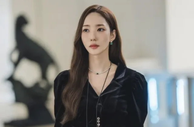 เคมีอันตราย! Park Min Young และ Wi Ha Joon ใน ‘Siren’ 🔥