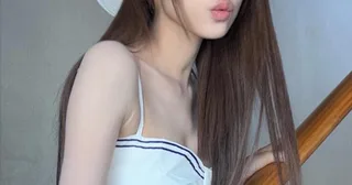 Yena ออกมาชี้แจงเรื่องน้ำหนักลดสุดขีด หลังแฟนๆ เป็นห่วง! 😱