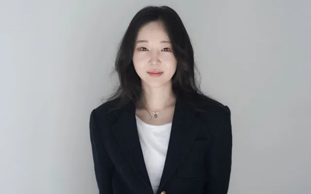 Min Hee Jin เตรียมแถลงข่าวหลังชนะคดีมูลค่า 25.5 พันล้านวอน! 🎉