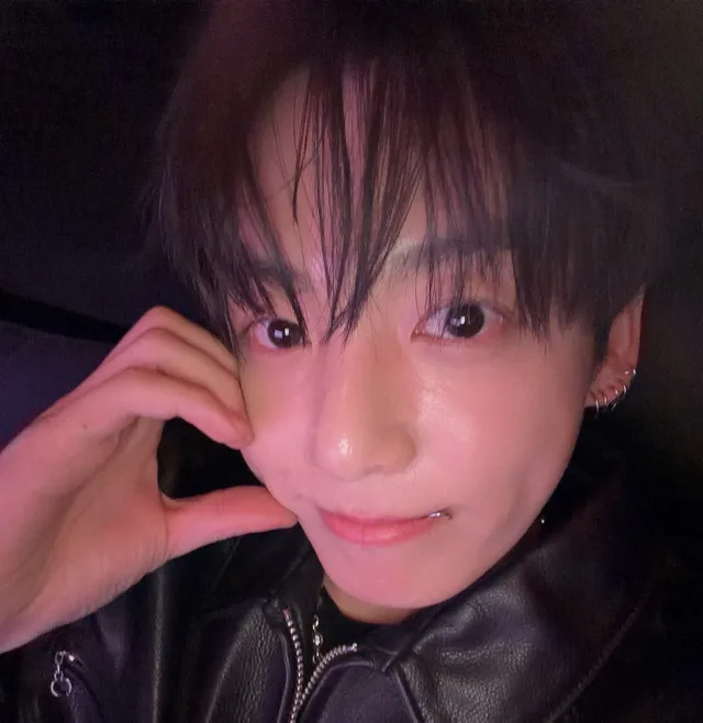 เปิดใจครั้งแรก! Jungkook BTS กับเรื่องสูบบุหรี่และความกดดัน 🎤
