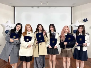 IVE ฉลอง "จบการศึกษา" สู่ความเป็นผู้ใหญ่และยุคใหม่ "REVIVE+" 🎓✨