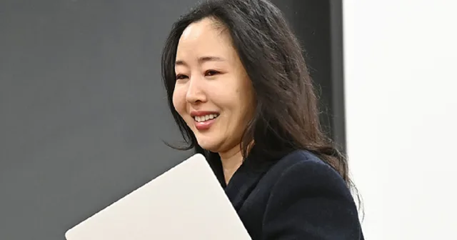 Min Hee Jin ฟ้องเน็ตไอดอล! 😱