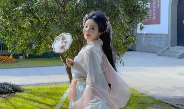 Lee Yu Bi แชร์ประสบการณ์ “Wanghong” สุดสนุกใน vlog ที่เซี่ยงไฮ้! 🎥