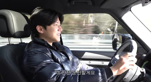 Dowoon วง DAY6 เปิดเผยรถคันแรก Land Rover Defender 110 D300 บน YouTube