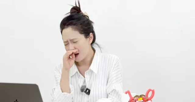 ซงจีฮโยน้ำตาคลอเมื่อพูดถึงธุรกิจชุดชั้นในของเธอ