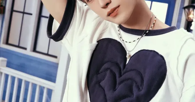 ไอดอลชายจาก SM Entertainment สบถระหว่างไลฟ์สตรีม