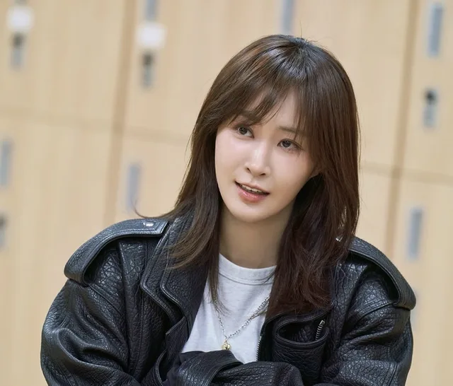ยูริจาก Girls’ Generation รับรางวัลผู้เสียภาษีดีเด่นที่กังนัม