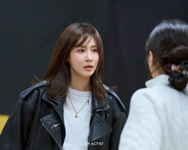 ยูริสะกดใจผู้ชมด้วยการแสดงทรงพลังใน ‘The Wasp’