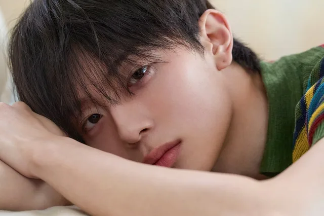 คังมิน VERIVERY เปิดเผยภาพคอนเซ็ปต์อบอุ่นสำหรับอัลบั้มเดี่ยว