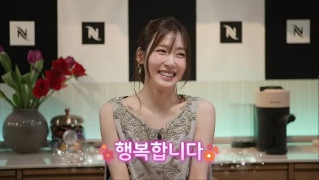 Tiffany Young เปิดใจเรื่องราวความรักกับ Byun Yo Han “เขาเป็นฝ่ายติดต่อมาก่อน”