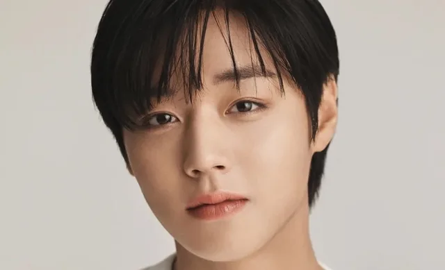 พัคจีฮุน ขึ้นอันดับ 1 ในการจัดอันดับชื่อเสียงแบรนด์ไอดอลชาย K-Pop เดือนมีนาคม