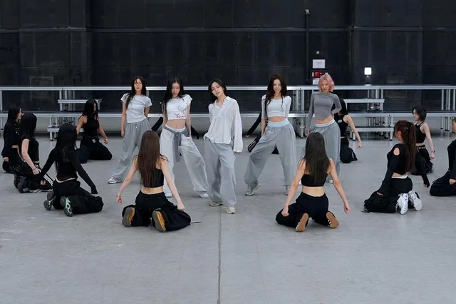 ITZY ปล่อยคลิปซ้อมเต้น "THAT'S A NO NO" ขึ้นอันดับ 1 วิดีโอที่กำลังมาแรงในเกาหลีใต้