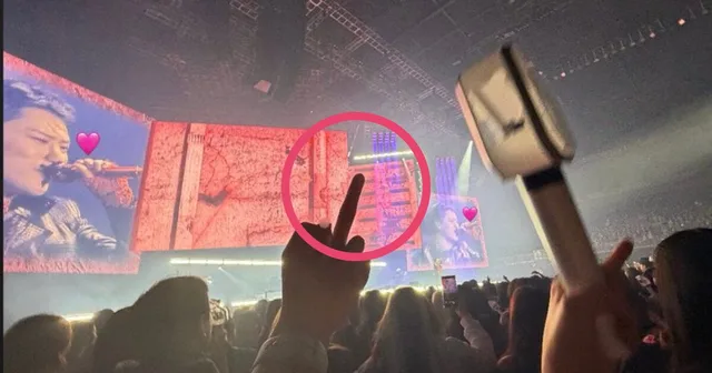 แฟนเพลงช็อกกับ "F*ck You Time" ของ WOODZ ในคอนเสิร์ต