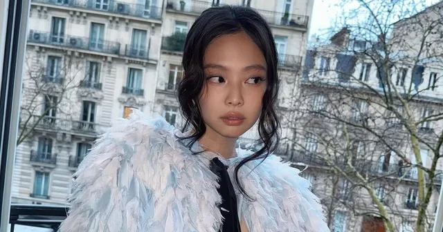ประกาศของ Jennie BLACKPINK ที่ Lollapalooza ถูกวิจารณ์อย่างหนัก