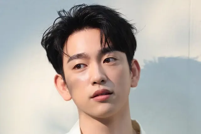 ปาร์ค จินยอง GOT7 เตรียมคัมแบ็คเดี่ยวฤดูใบไม้ผลิ