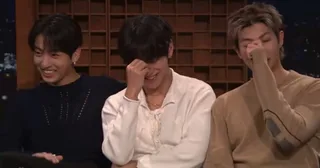ปฏิกิริยาของ V จาก BTS ถูกเข้าใจผิด—สร้างความฮือฮา