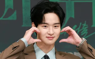 นักแสดง Jang Dong Yoon กลับมาสู่จอในฐานะผู้กำกับกับภาพยนตร์เรื่องแรก 'Nuruk' เตรียมเข้าฉายเดือนเมษายน
