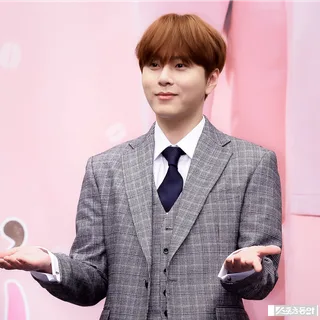 Yong Junhyung แยกทางกับเอเจนซี่ท่ามกลางข้อพิพาทสัญญา