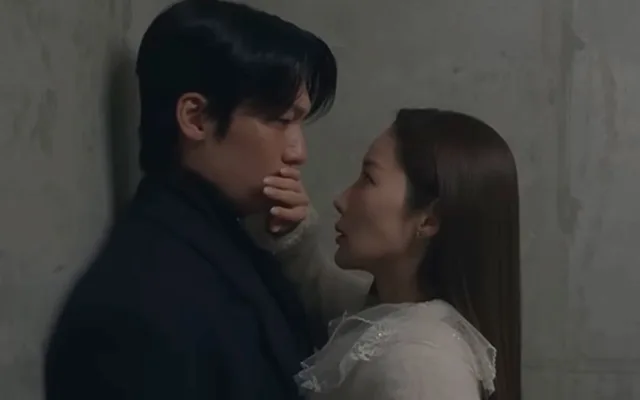 'Siren's Kiss' ทำเรตติ้งสูงสุด 5.9% ขณะที่การตามล่าฆาตกรตัวจริงเข้มข้นขึ้น