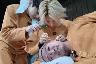 ชูซองฮุนพบกับจองกุกและจินของ BTS ในการร่วมงานที่ไม่คาดคิด