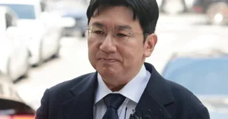 คุกหรือปรับหนึ่งล้านล้านวอน — การสอบสวนตำรวจของบังซีฮยอกอาจนำไปสู่ผลกระทบที่ร้ายแรง