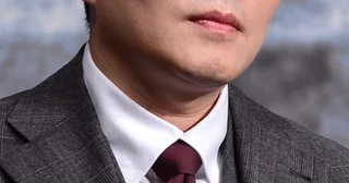 นักแสดงถูกพบว่ากำลังเผชิญกับความเหงาหลังการหย่าร้างที่มีการเผยแพร่ข่าวอย่างกว้างขวาง