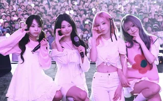 QWER เปิดบทใหม่ด้วยโปสเตอร์คัมแบ็ค ‘CEREMONY’