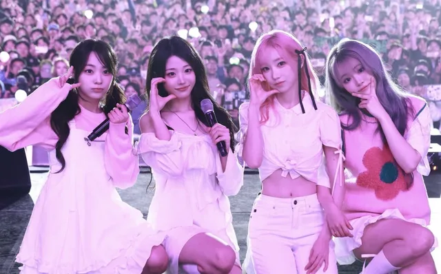 QWER เปิดบทใหม่ด้วยโปสเตอร์คัมแบ็ค ‘CEREMONY’