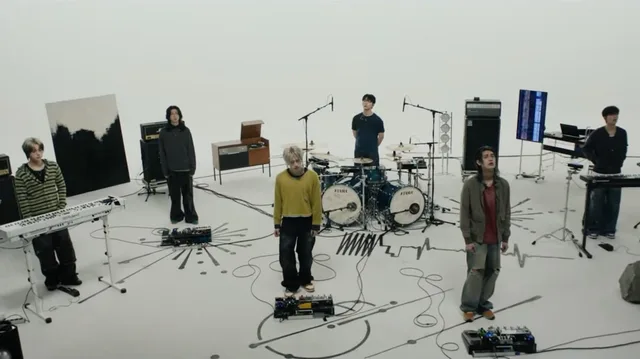 Xdinary Heroes ปล่อยทีเซอร์เพลง 'Voyager' และ 'No Cool Kids Zone'