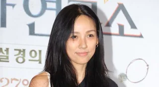 ลี ฮโยรี และลี ซังซุน ร่วมไว้อาลัยต่อการจากไปของพ่อลี ฮโยรี