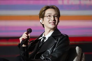 Onew จาก SHINee ปิดฉากแฟนมีตติ้งเดี่ยวอย่างสำเร็จในโซล