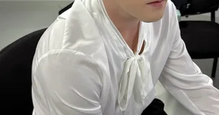 ไอดอลชายช่วยชีวิตตลกลีจินโฮ