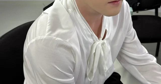 ไอดอลชายช่วยชีวิตตลกลีจินโฮ