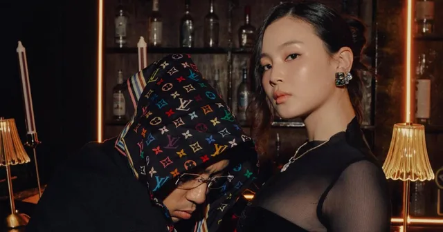 Lee Hi และ Dok2 ไม่สามารถสร้างความประทับใจให้กับสาธารณชนหลังเปิดเผยความสัมพันธ์