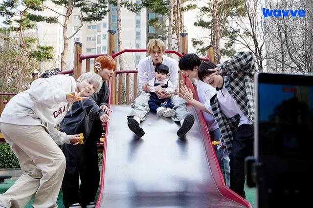 TXT เตรียมรับบทบาทผู้ปกครองในรายการเรียลลิตี้ใหม่ ‘TXT’s Parenting Diary’