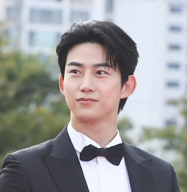 สมาชิก 2PM เตรียมร่วมร้องเพลงในงานแต่งงานของ Taecyeon
