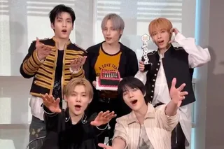 TXT คว้าถ้วยแรกจาก "Music Core" สำเร็จ! 🎉 พร้อมโชว์สุดปังจาก LE SSERAFIM, NCT WISH และอีกเพียบ!