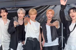 TXT สร้างประวัติศาสตร์! กวาดเรียบทุกถ้วย สู่ Grand Slam รายการเพลงประจำสัปดาห์ด้วยเพลง “Stick With You”!