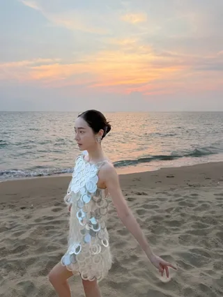Jessica สวยสะกดทุกสายตา! กับชุดเดรสชายหาดสุดปัง เหมือนหลุดมาจากเทพนิยาย🧜‍♀️✨