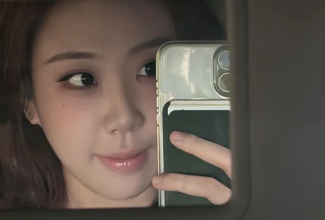 Lee Young Ji อัปเดตหลังศัลยกรรมตา! สวยเป๊ะจนจำแทบไม่ได้ ✨