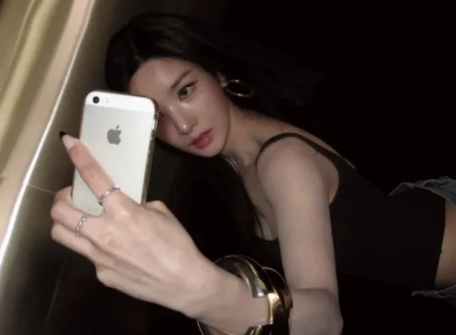 Kwon Eun Bi สาดความคาริสม่าทะลุจอในภาพเซ็ตล่าสุด!