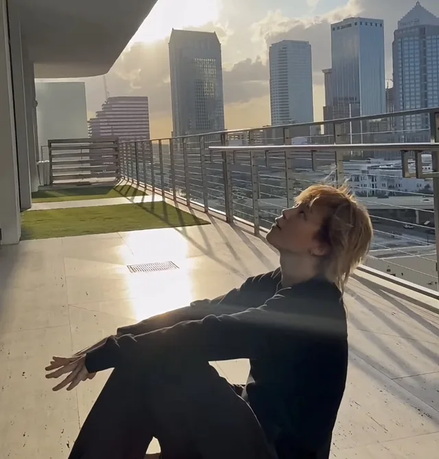 Jimin BTS ทำแฟนๆ ตะลึงกับการกลับมาเต้นในคลิป '#thisisjimin'