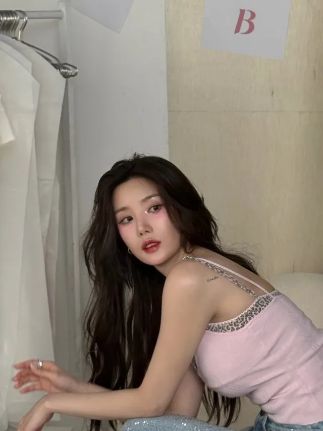 Kwon Eun Bi โชว์ความสวยสะกดทุกสายตาในลุคใหม่สุดปังบน Instagram
