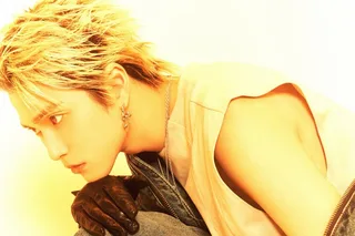 XngHan&Xoul สร้างสถิติใหม่! "Glow" ทะลุ 1 แสนอัลบั้มในสัปดาห์แรก